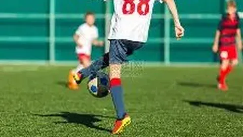 《曼联与维拉争相追逐，恩德里克成焦点！皇马拒放，转会悬念升级！》